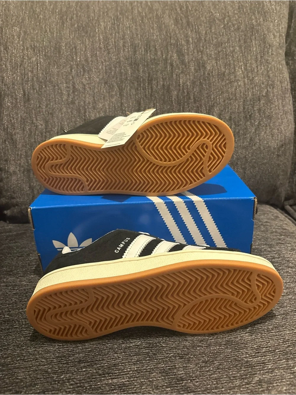 Adidas Campus Men's Black Suede Sneakers - White Laces size 5.5